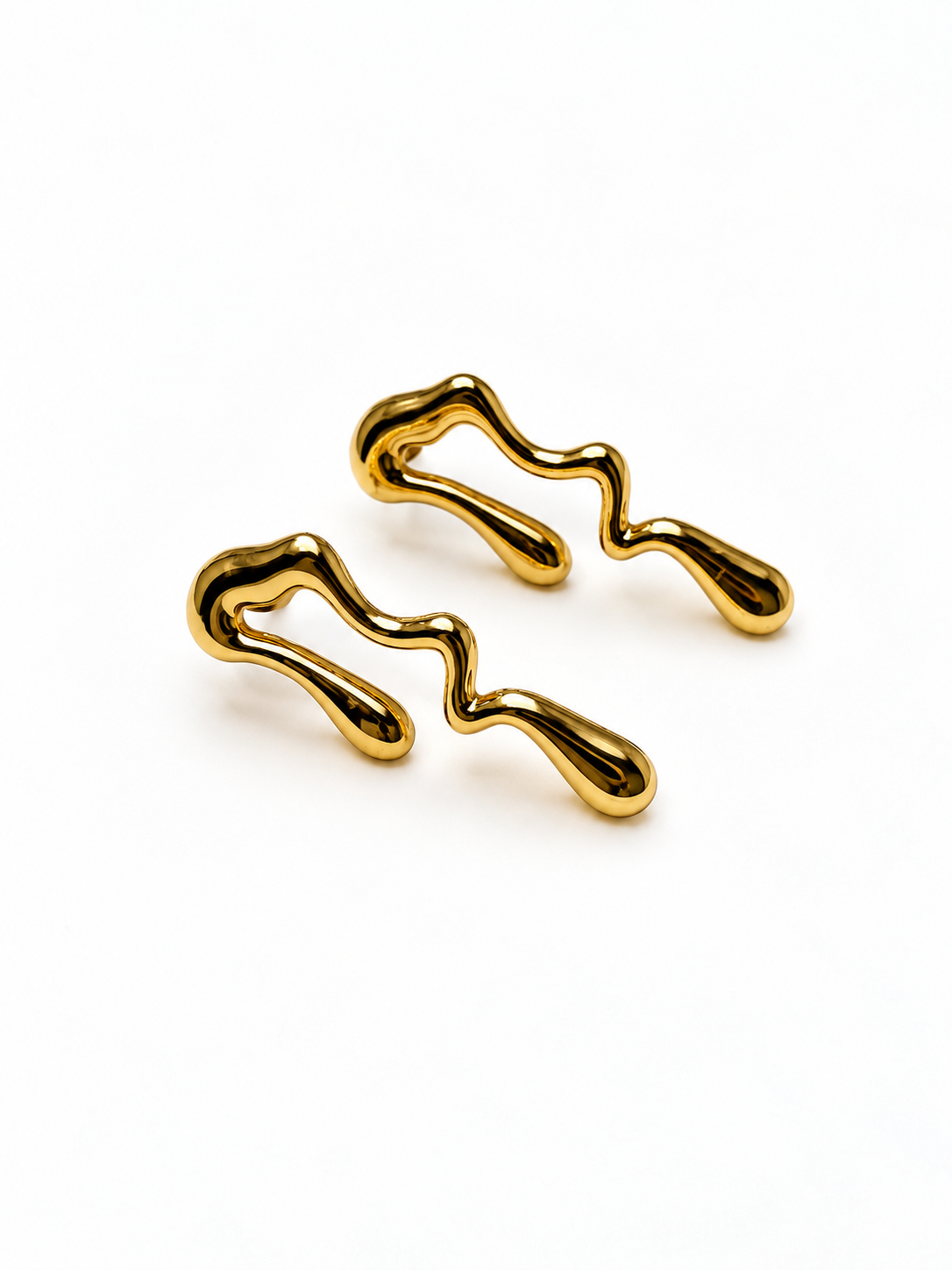 boucle d’oreille aimée